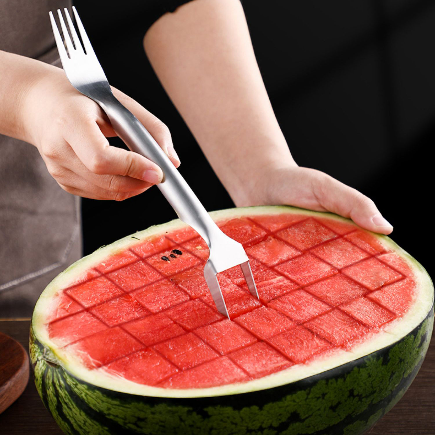Kitchen Gadgets Dropshipping - Multi-purpose Portable 2In1 Watermelon Slicer Fork