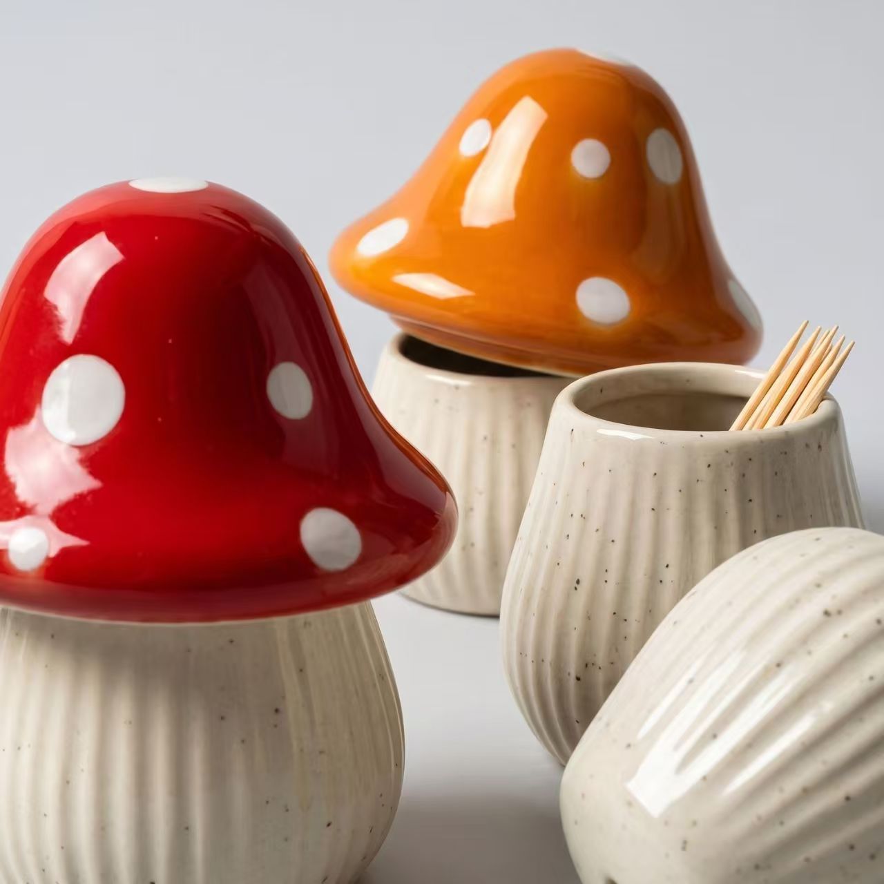 Cartoon Mushroom Ceramic Stora - Kitchen Gadgets Organizer recension och pris